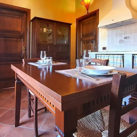 Casa Ginestra - *